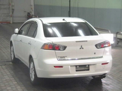 MITSUBISHI GALANT FORTIS