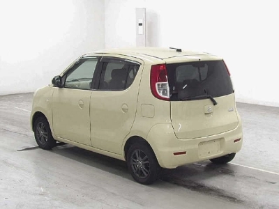 SUZUKI MRWAGON