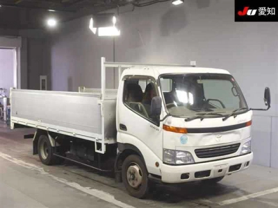 TOYOTA DYNA TRUCK
