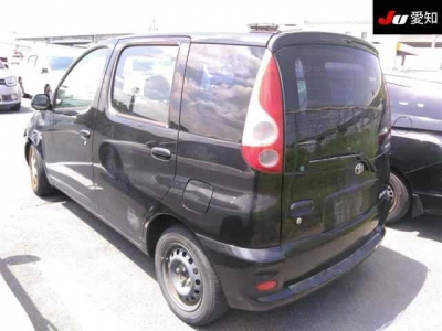 TOYOTA FUN CARGO