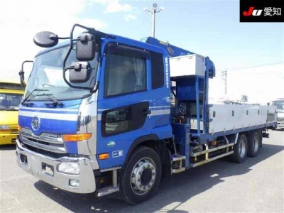 NISSAN UD