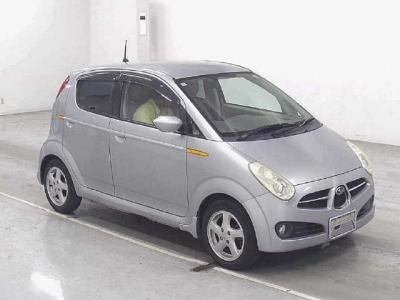 SUBARU R2