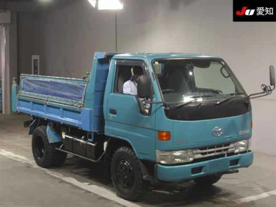 TOYOTA DYNA TRUCK