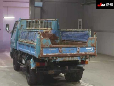 TOYOTA DYNA TRUCK