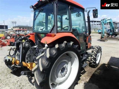 KUBOTA KUBOTA