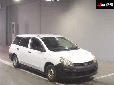 NISSAN AD VAN