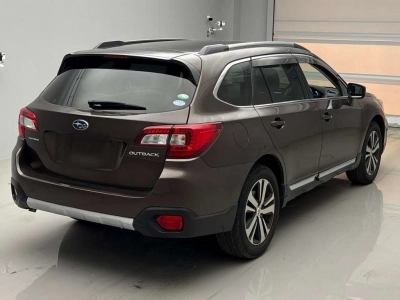 SUBARU OUTBACK