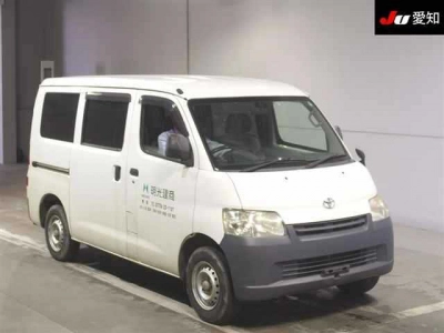 TOYOTA TOWN ACE VAN