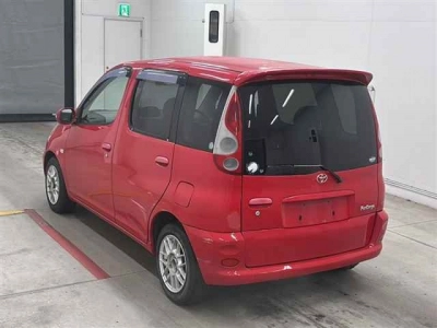 TOYOTA FUN CARGO