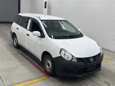 NISSAN AD