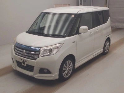MITSUBISHI DELICA D:2