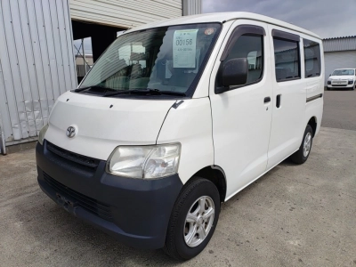 TOYOTA TOWN ACE
