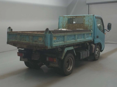 TOYOTA DYNA TRUCK