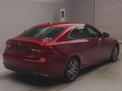 LEXUS IS