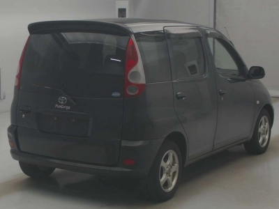 TOYOTA FUN CARGO