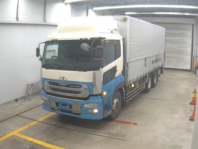 NISSAN UD