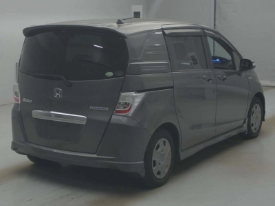 HONDA FREED SPIKE HYBRID