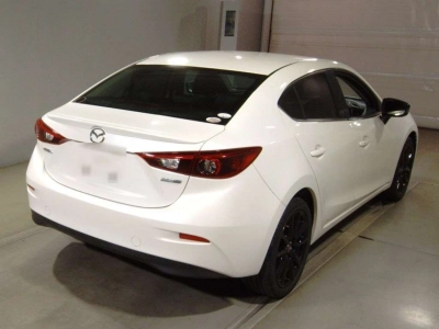 MAZDA AXELA HYBRID