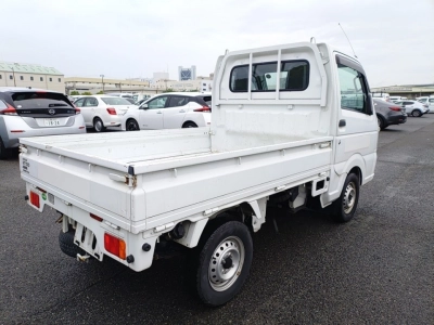 NISSAN NT100 CLIPPER
