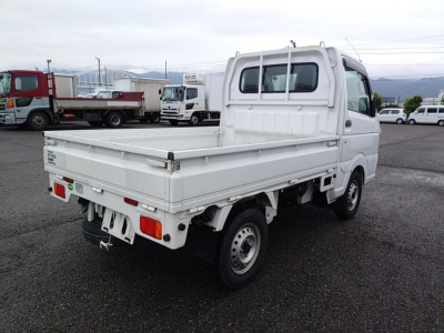 NISSAN NT100 CLIPPER
