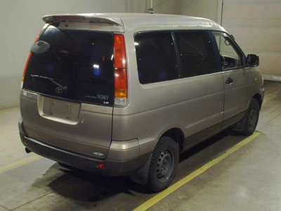 TOYOTA LITE ACE NOAH