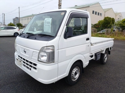 NISSAN NT100 CLIPPER