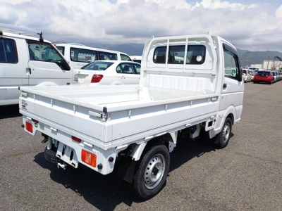 NISSAN NT100 CLIPPER