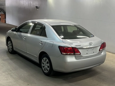 TOYOTA PREMIO