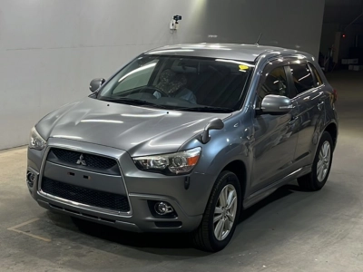 MITSUBISHI RVR