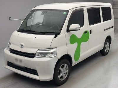 TOYOTA TOWN ACE VAN