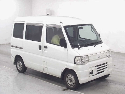 MITSUBISHI MINICAB