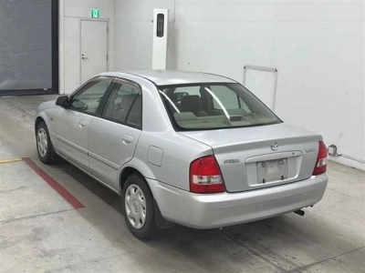 MAZDA FAMILIA