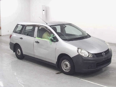 MAZDA FAMILIA VAN