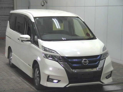 NISSAN SERENA