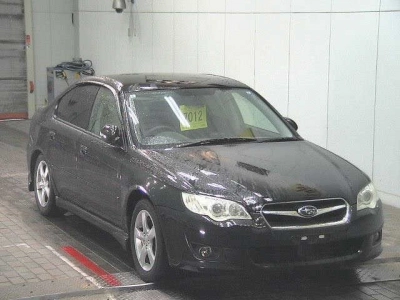 SUBARU LEGACY B4