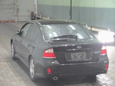 SUBARU LEGACY B4