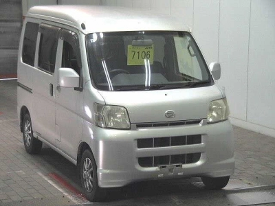 DAIHATSU HIJET VAN