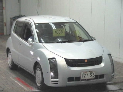 TOYOTA WILL CYPHA