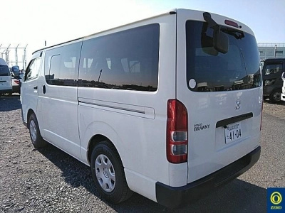 MAZDA BONGO BRAWNY VAN