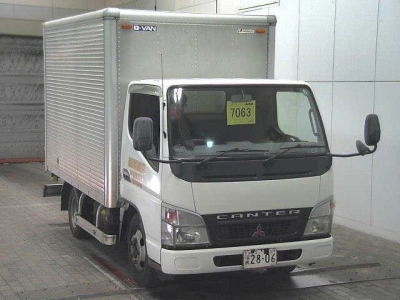 MITSUBISHI CANTER