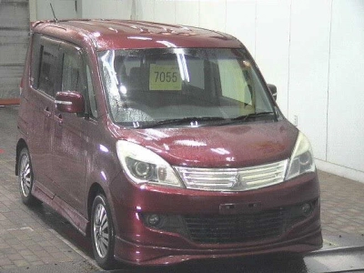 MITSUBISHI DELICA D:2