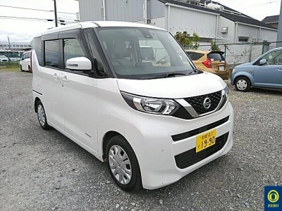 NISSAN ROOX