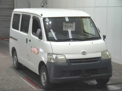 TOYOTA TOWN ACE VAN