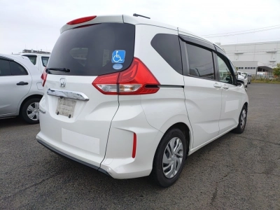 HONDA FREED+