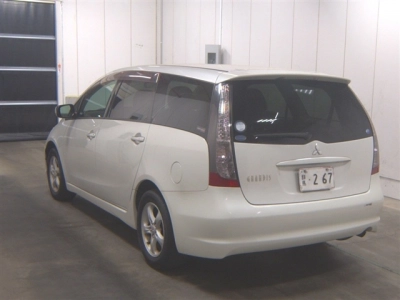 MITSUBISHI GRANDIS