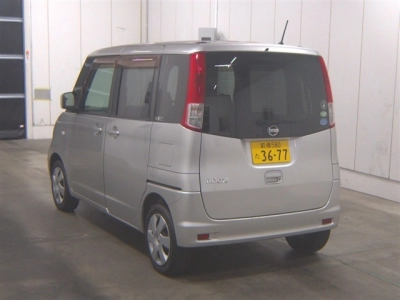 NISSAN ROOX