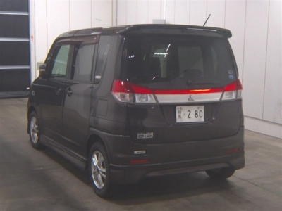 MITSUBISHI DELICA D:2