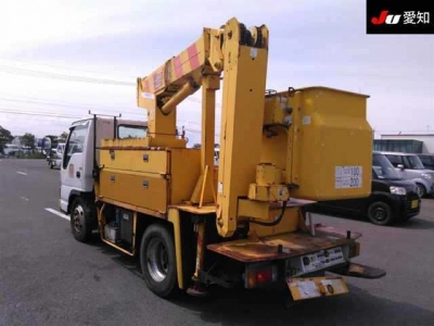 ISUZU ELF