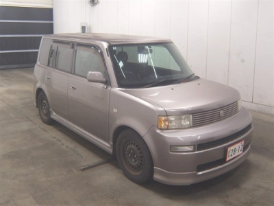 TOYOTA BB