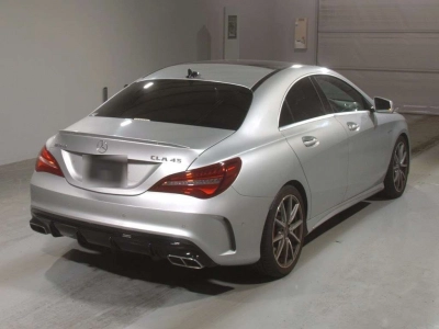 MERCEDES BENZ CLA